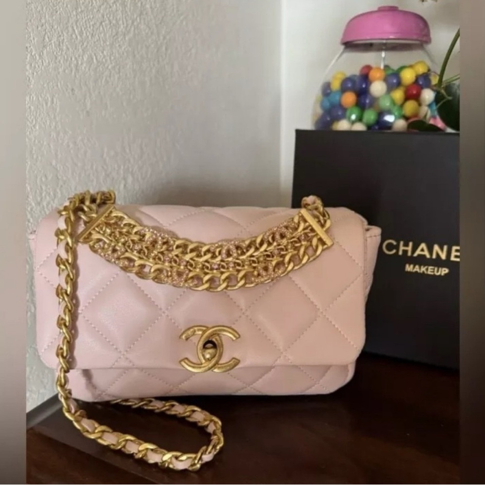 Chic Pink Quilted Chain Bag 🩷🩷🩷
